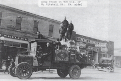 Kelly's And Kieldsens's With an Acme Truck In Front