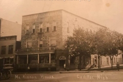 McKinnon Hotel