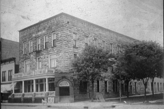 McKinnon House