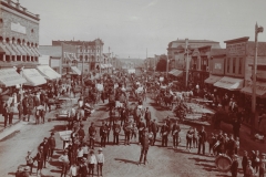 Cadillac-Parade-1899.06.17-Delivery-Of-McCormick-Machines-Copy