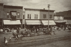 Cadillac-Parade-Circus-Comes-To-Town-on-Mitchell-Street