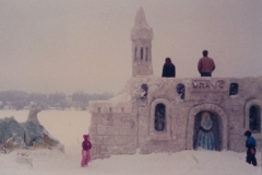 Cadillac-Recreation-Ice-Sculptures-On-Lake-Cadillac-For-Snowmobile-Festival-4