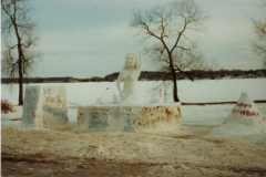 Cadillac-Recreation-Ice-Sculptures-On-Lake-Cadillac-For-Snowmobile-Festival-7