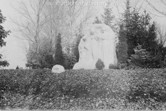 Diggins Family Monument at Maple Hill Cemetery
