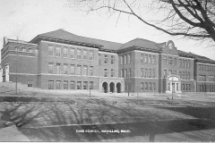 The Enlarged Brick Central High School (1911 - 1960s)