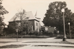 Delos Diggins House