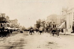 North Mitchell Street, 100 Block, Looking South