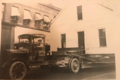 Cadillac-Business-Acme-Truck-Moving-House-From-Jennings-Passing-by-218-North-Mitchell
