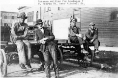 Holmquist Coll. Work Crew