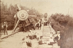 Cadillac-Ann-Arbor-Excursion-Trainwreck-1902.08.03-taken-by-Mesick-Photographer-Hodgins