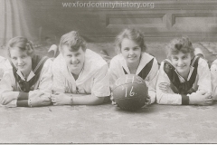 Cadillac-Sports-1916-CHS-Girls-Basketball-Team-RS2ts11110