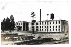 Cadillac-Business-Saint-Johns-Table-Factory-1