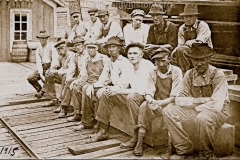 Cadillac-Business-Cummer-Diggins-Work-Crew