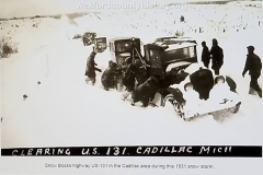 Cadillac-Weather-Winter-Scene-10