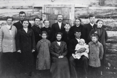 Garn Family of Meauwataka